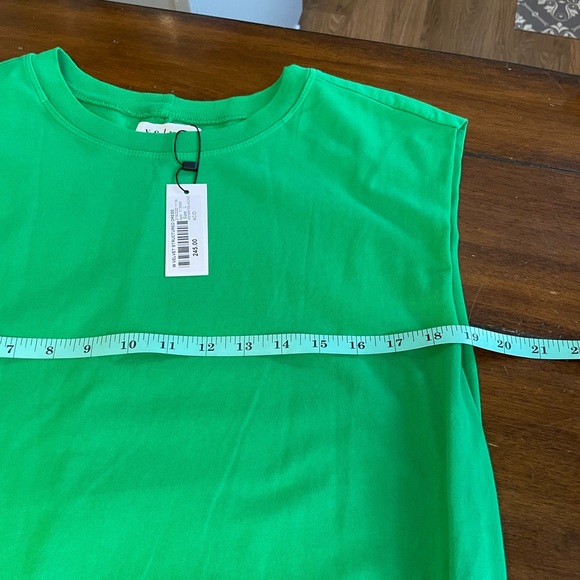 NWT Velvet by Graham & Spencer Column dress with belt and mini shoulder pads - Picture 5 of 5